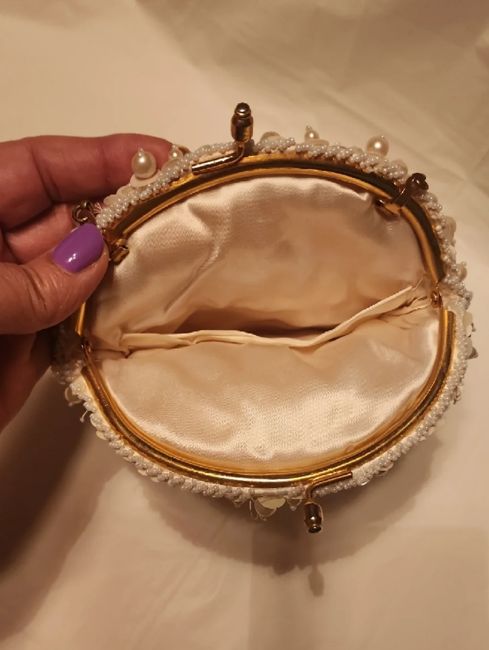 Vintage Pearl & Sequin White Evening Clutch with Gold Handle